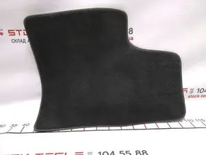 Interiørmåtte til førerens første sæderække Tesla model S, model S REST 1047686-00-D