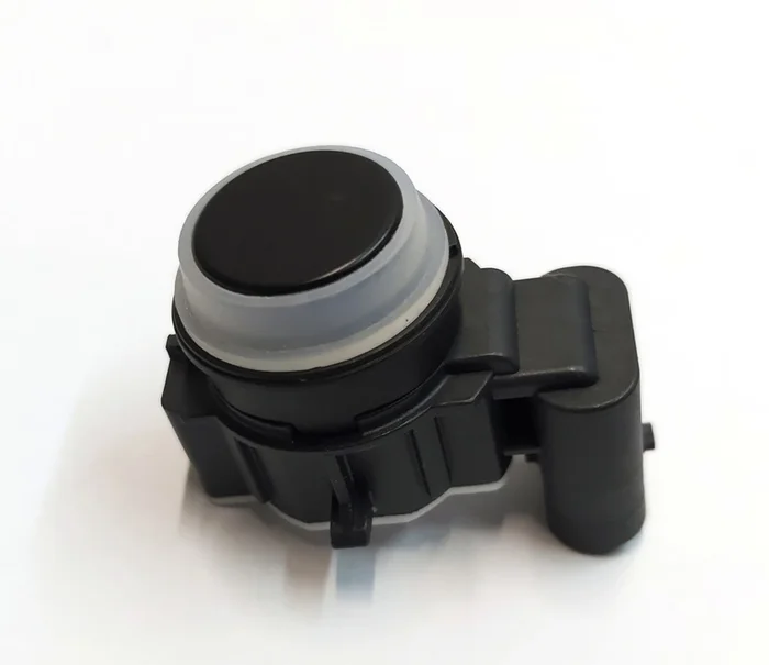 AP1 停车传感器插头（虚拟），带环 Tesla 所有型号 1048473-00-A