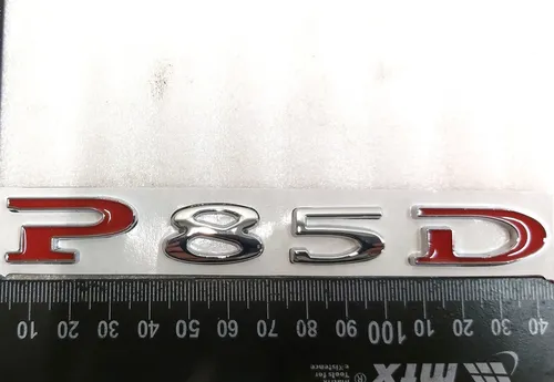 غطاء صندوق السيارة بشعار "P85D" فضي وأحمر موديل Tesla S، موديل S REST، موديل X 1049446-00-A