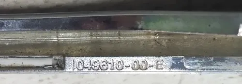 Occhiello sovrapposto in alto a destra cromato Tesla Model X 1049610-00-F