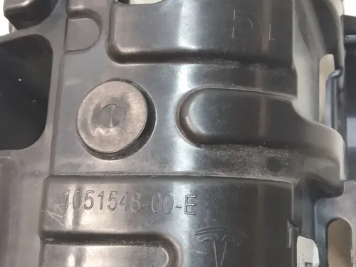 مجموعة الباب الخلفي الأيسر المواجه للركيزة B العلوية Tesla موديل X 1055048