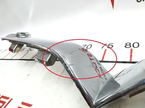 4 Dekorativ V-formet kant til frontgrill, krom (fugl) Tesla model S REST 1065233-00-D