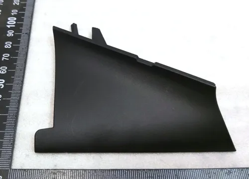 左前保险杠插头（盖）（下挂钩）特斯拉型号S REST 1057845-00-C