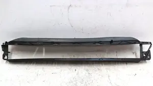 Den främre radiatorn för kylkylaren i huvudet Tesla Model S REST 1057847-00-E