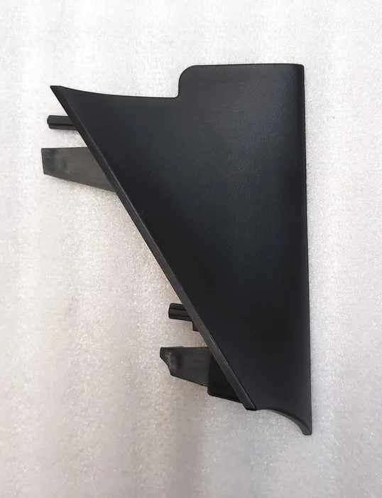 右前扩散器插头（盖） Tesla model S REST 1057850-00-C