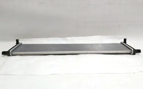 主冷却散热器 Tesla model S REST 1057999-00-B