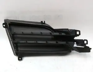 Aktivní pravé pouzdro průchodky bez modulu Tesla model S REST 1058007-00-J