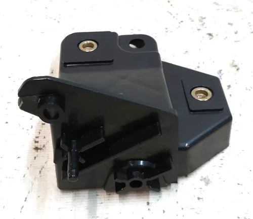 Främre stötfångarfäste vänster inre Tesla modell S REST 1061331-00-B