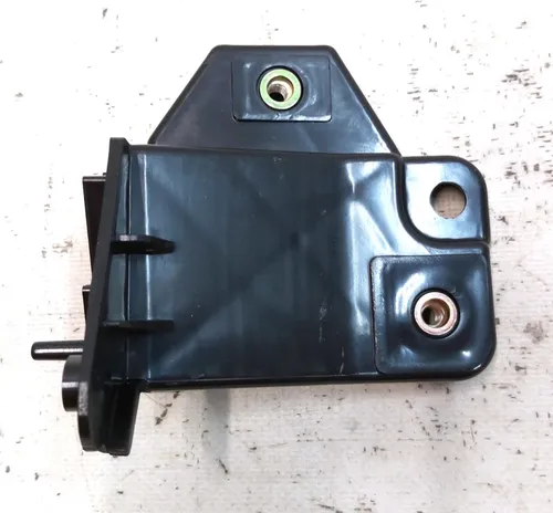 前保险杠安装座，右内 Tesla model S REST 1061332-00-B