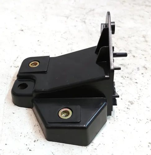 前保险杠安装座，右内 Tesla model S REST 1061332-00-B