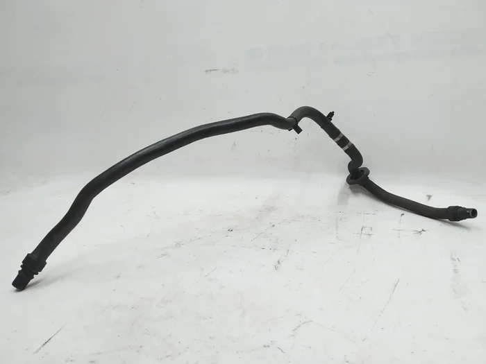 9 Трубопровід охолодження двигуна заднього правий Tesla model X 1061749-00-F