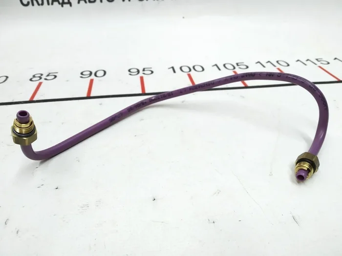 Trubka bloku ventilů vzduchového odpružení (velká) Tesla model S REST 1061815-00-A