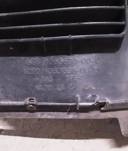 1 Parafango interno anteriore sinistro AWD Tesla modello S REST 1063693-00-D