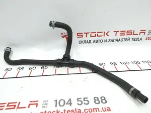 1065858-00-C Ingresso anteriore motore tubo di raffreddamento Tesla modello S REST 1065858-00-C