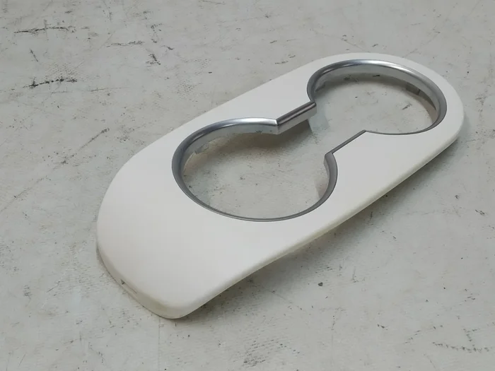 Getränkehalterabdeckung für 3. Sitzreihe weiß (weiß) Tesla Model X 1092645-01-A