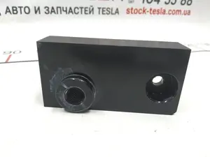 20 Suporte de hipoteca de porca de montagem do motor Tesla modelo X 1069434-S0-B