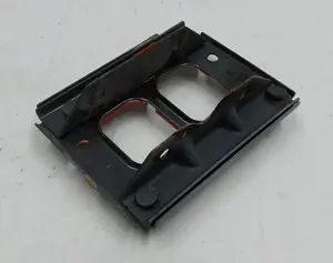 Кронштейн кріплення підсилювача заднього бампера правий у зборі Tesla model X 1069500-S0-B