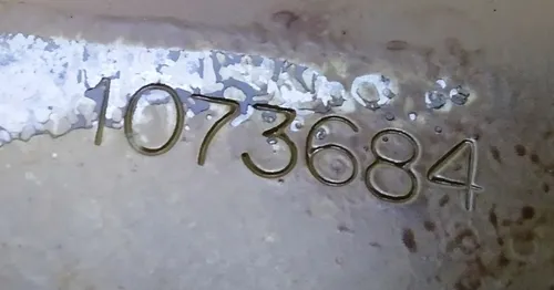 Чверть задня права кузовна панель кріплення петлі кришки багажника зовнішня частина Tesla model 3 1073678-S0-A