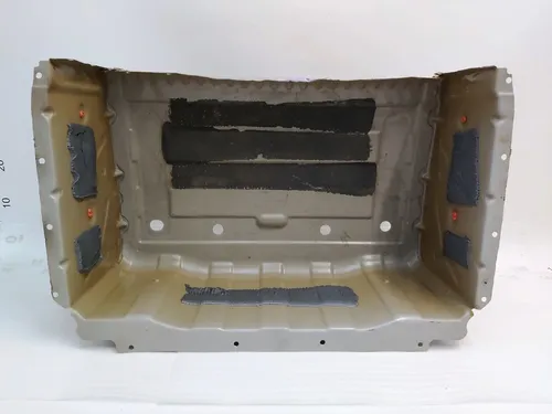 特斯拉3型损坏的后袋，型号2024 1095966-S.176527-S0-A