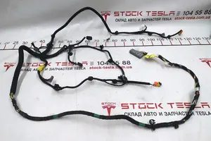 Електропроводка сидіння водійського Tesla model 3 1489060-02-C
