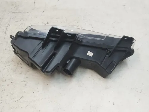 Rechter Nebelscheinwerfer SAE BASE leer (beschädigt) Tesla Model 3 1077390-00-F