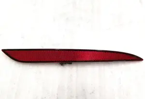 Відбивач заднього бампера правий пасивний Tesla model 3 1077407-00-F