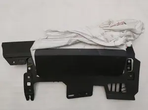 Подушка безпеки водія коліна під відновлення Tesla model S Feb 2021, model X Mar 2021 model 3, model 3 Jan 2024, model Y 1077825-00-D