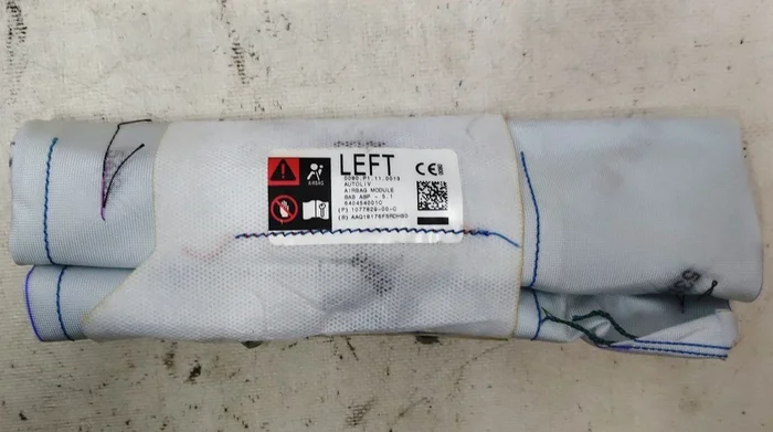 Airbag scaun șofer Tesla model 3 1077829-00-C
