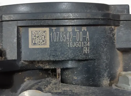 1 Суппорт тормозной задний правый MANDO без накладки TESLA Tesla model S REST, Tesla model X 1078542-00-B