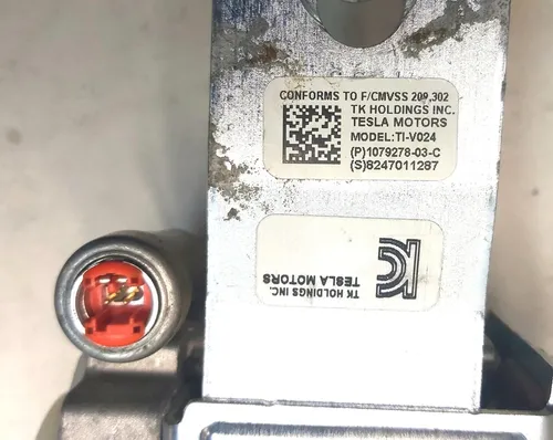 前排乘客安全带 Tesla model S REST 1079278