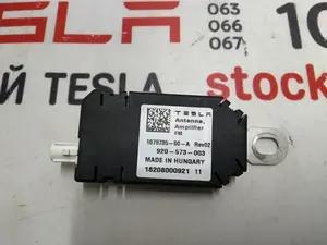 1 Anténní zesilovač FM Tesla Model 3, Model Y 1079735-00-A