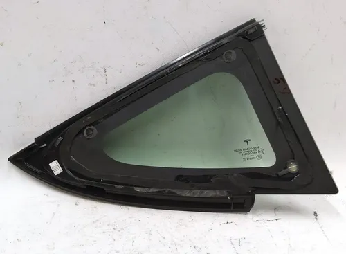 3 후면 좌측 윙 유리(창) 크롬 포함 Tesla model 3 1098757-00-G