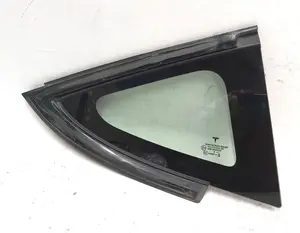 Скло крила заднього правого (кватирка) Tesla model 3 1098758-00-G