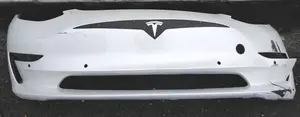Бампер передній PEARL WHITE MULTI-COAT-PPSW із пошкодженням Tesla model 3 1084168-S3-E