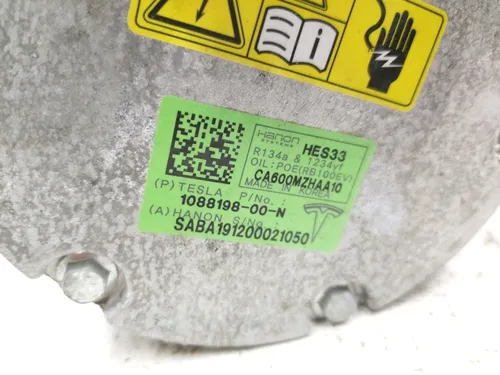 1 Kompresor klimatizace RWD Tesla model 3 1088198-00-N