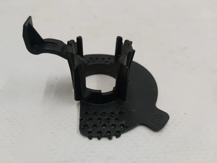 Staffa sensore di parcheggio S9 Tesla Model 3 1088444-00-C