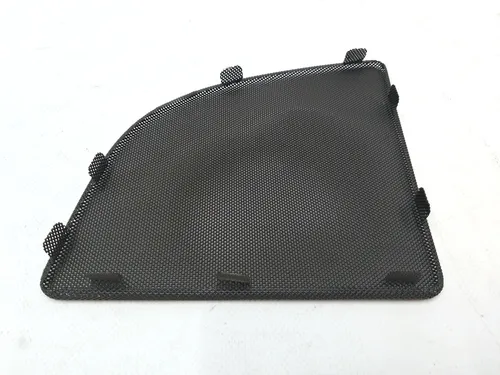 Få dekorative højttalere hylder i bagagerummet i øverste højre Tesla Model 3 1090452