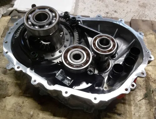 后电机齿轮箱 MOSFET 定子侧组件 Tesla 型号 3 1090762-50-F