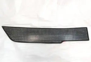 Решітка захисна впускного каналу повітрозабірника салону кліматичної установки Tesla Model 3 1090857-00-C