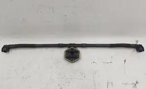 Патрубок системи охолодження основної батареї MR у зборі Tesla model 3 1091587-00-C