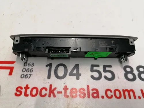 5 Pannello luci posteriori Tesla modello 3 1092575-00-J