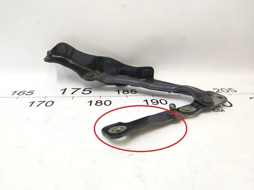 Zawias pokrywy bagażnika prawy PMNG Tesla Model 3 1092821-00-E