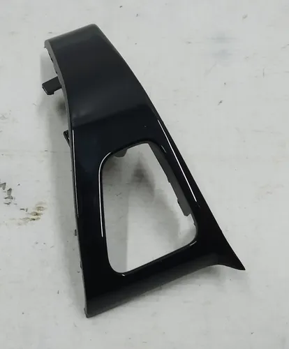 1 左后开门按钮装饰贴（固定天线折断）特斯拉model 3 1090413-01-L