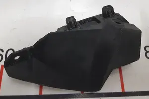 2 كتيفة رفرف امامي تسلا موديل S 1095495-00-A