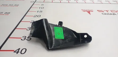 3 Guida parafango anteriore destro (guscio) Tesla modello S, modello S REST 1095496-00-A