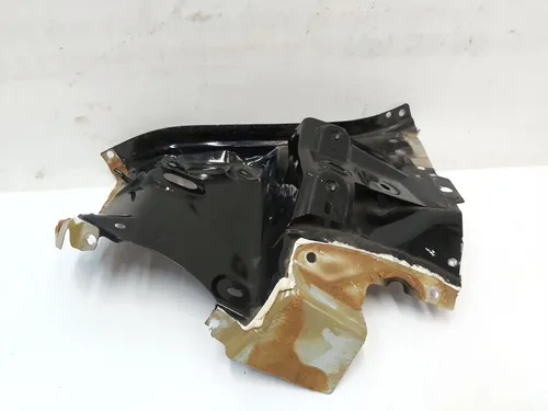 Jedna czwarta tylnego lewego wspornika tylnego lewego zespołu zewnętrznego Tesla Model 3 1899301-S0-1095507-00-E-E