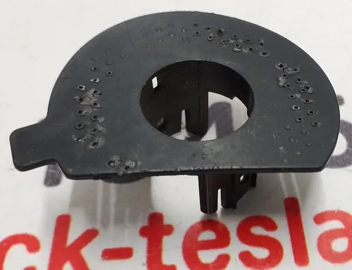 6 Montážní držák parkovacího senzoru S2 Tesla model S REST 1097479-00-A