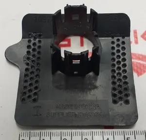 Halterung für Parksensoren S9 Tesla Model S REST 1097486-00-A