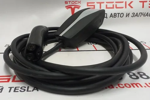 1 Універсальний мобільний зарядний пристрій 32A GEN2 Tesla S REST, X, 3, Y 1101789-00-J