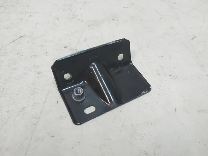 La staffa del sensore di shock del Front 3 Tesla Model 3 110467-00